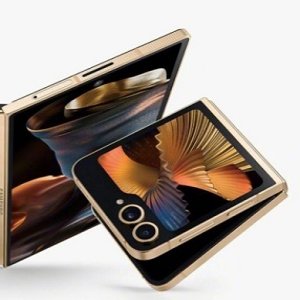 Samsung Galaxy W25 Flip